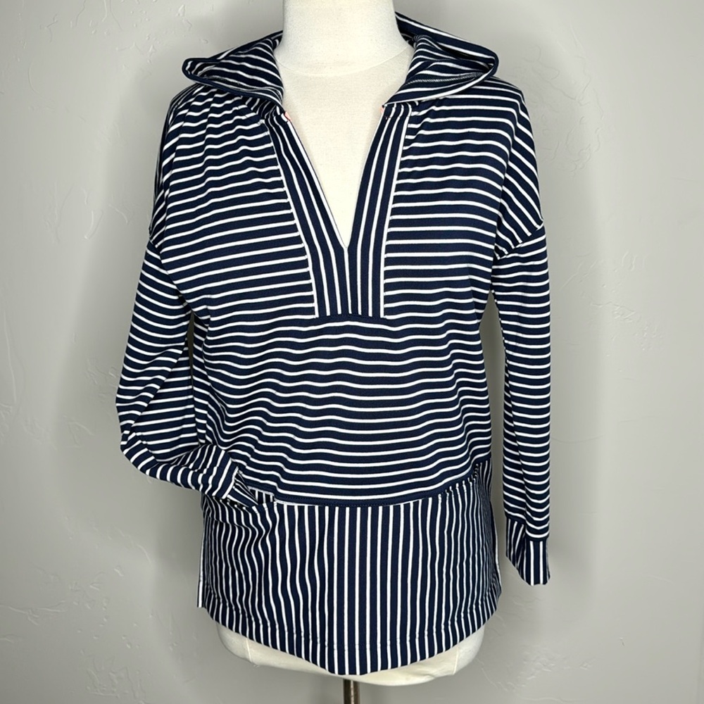 Mello Day hooded Top two front pockets Different stripe directions! Size Medium